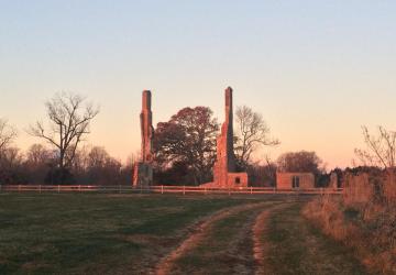 Contee Mansion Ruins at sunset