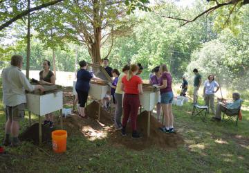 volunteers on a saturday dig day