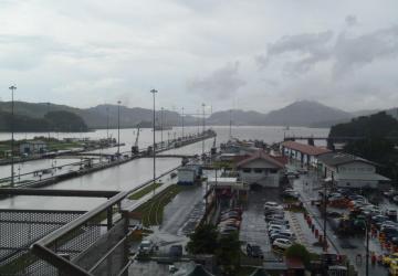Miraflores locks overlooking lake