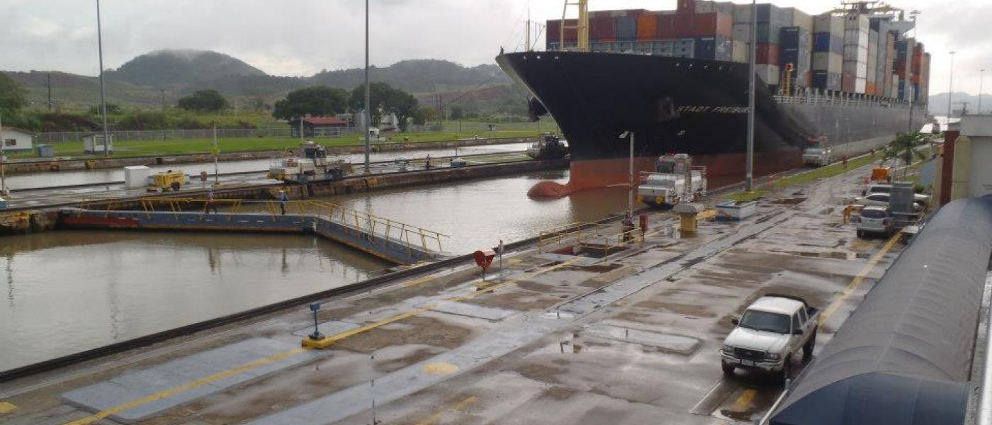 A Panamax ship entering Miraflores Lock, Panama.  